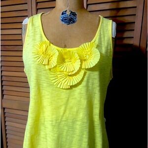 Sleeveless Cato top.